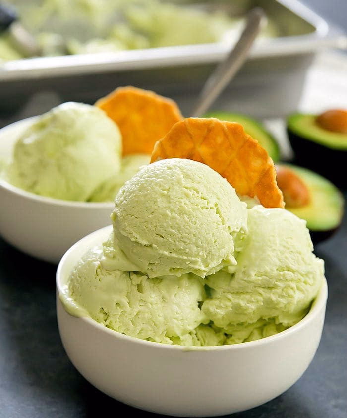 How many ingredients in chocolate avocado ice cream?