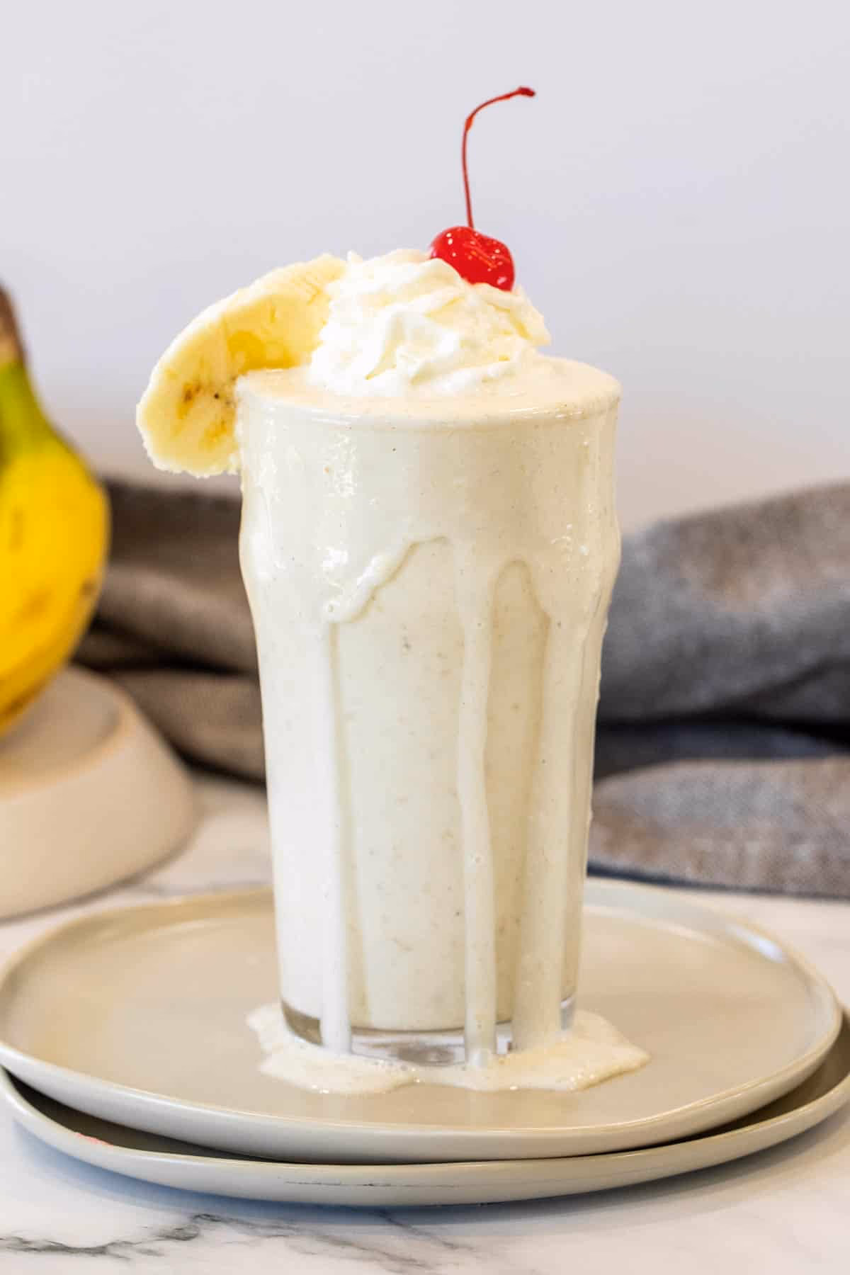 Can you make a milkshake with frozen banana slices?
