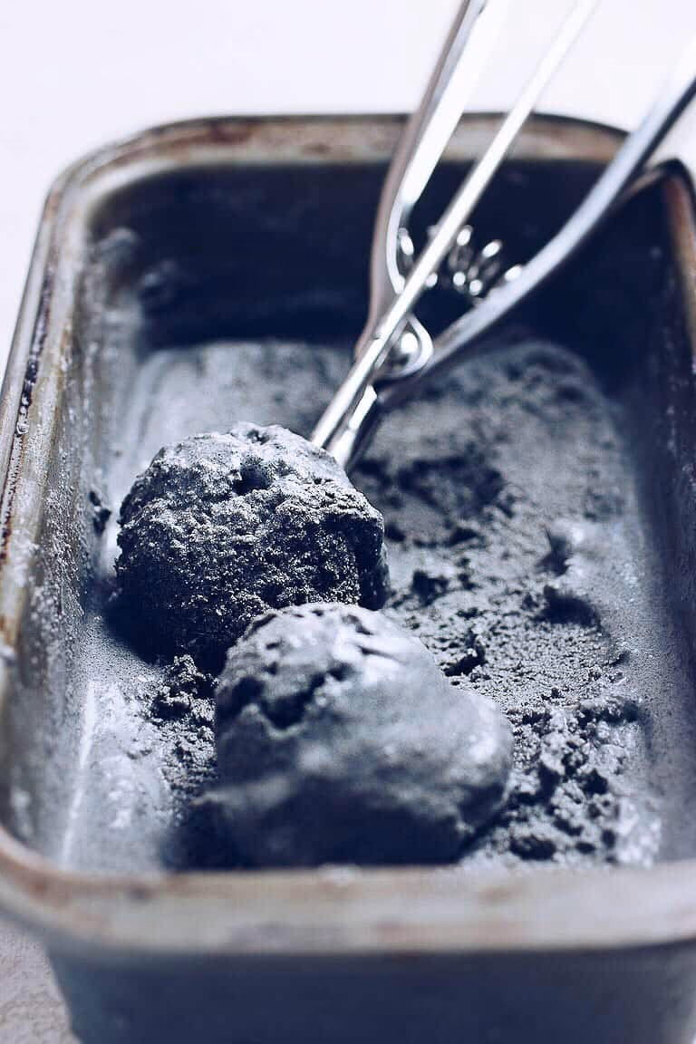 Can you make black sesame ice cream without churn?