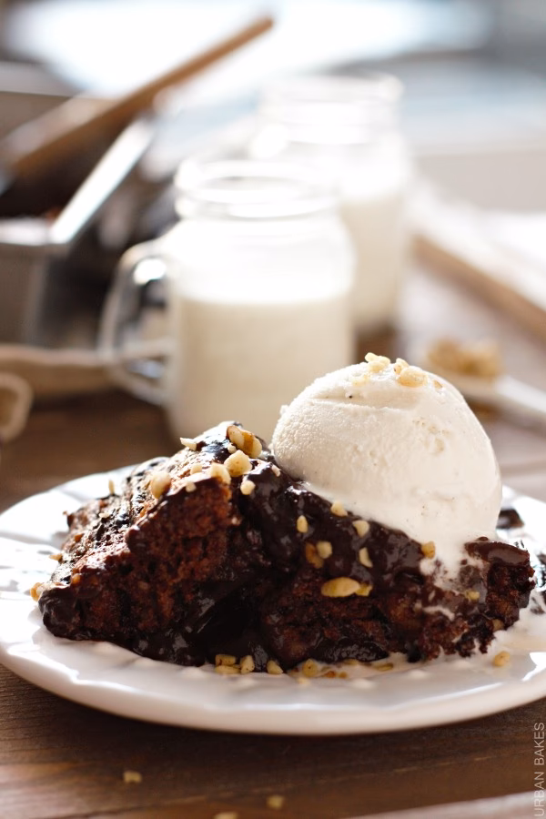 Can you use milk chocolate icing in fudge cake?