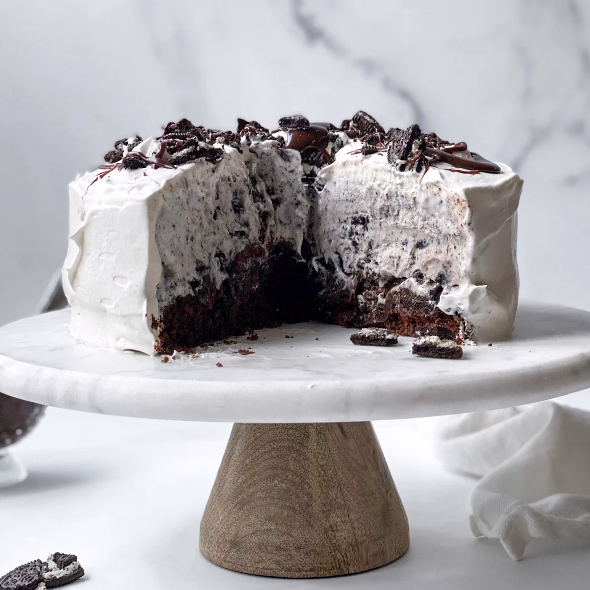 Why do people love Oreo ice cream cake?