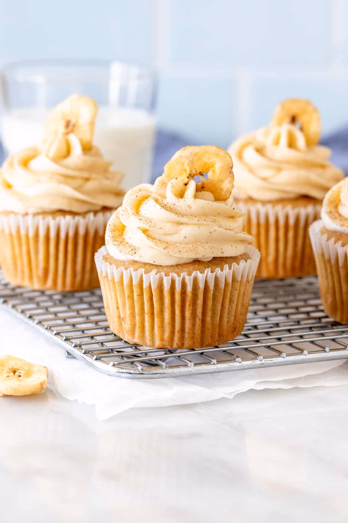 How do you make cream cheese muffins?