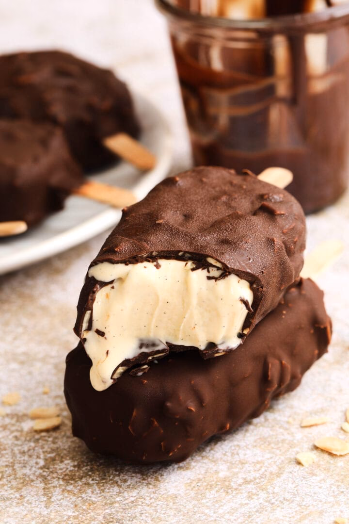 What are Magnum double chocolate ice cream bars?