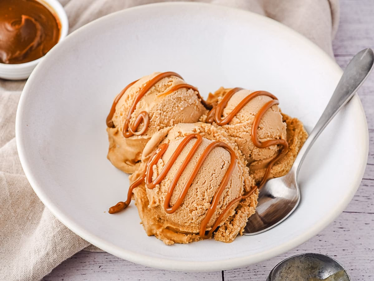 Does dulce de leche ice cream take hours to make?