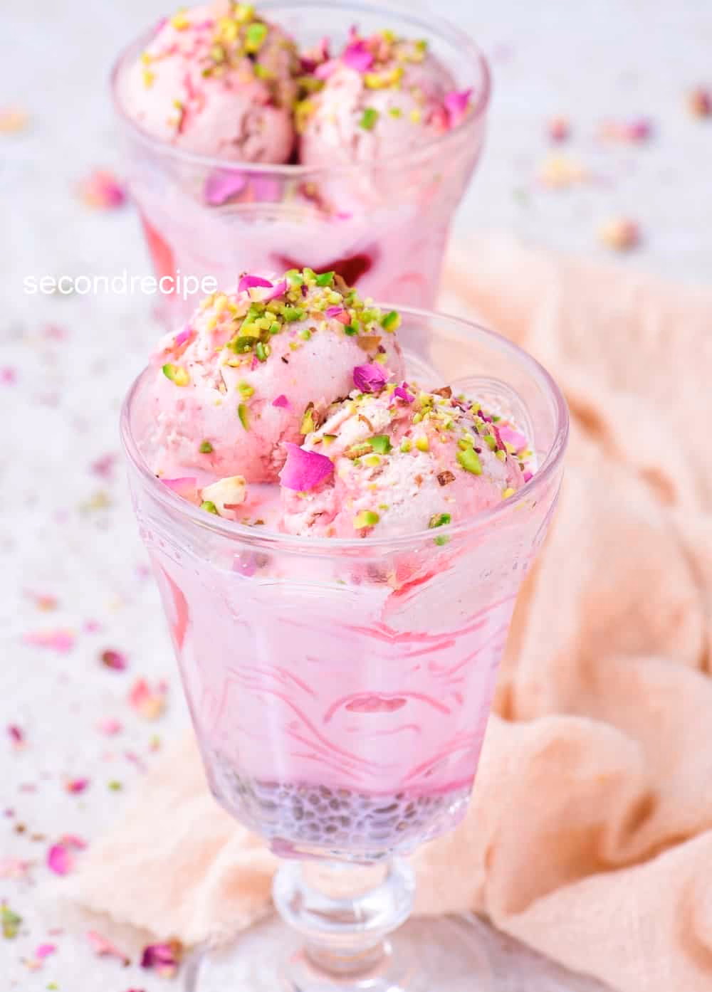 What is falooda ice cream made of?