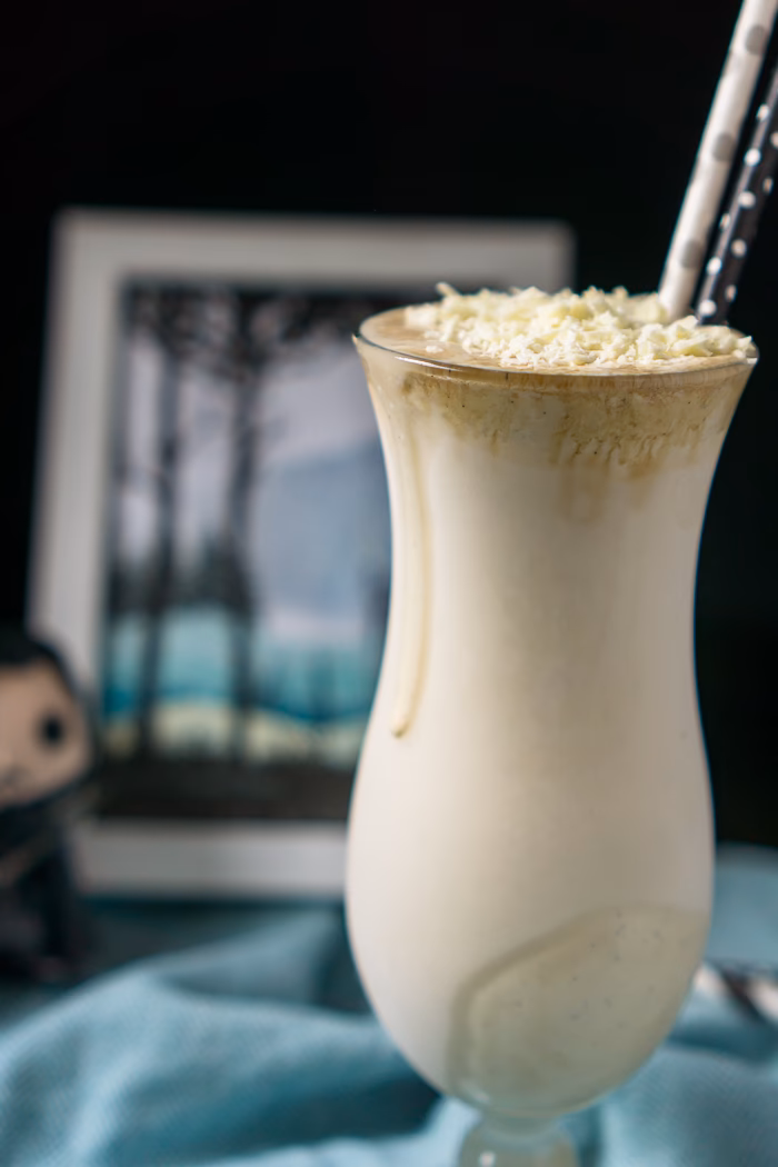 How do you make a frozen White Russian?