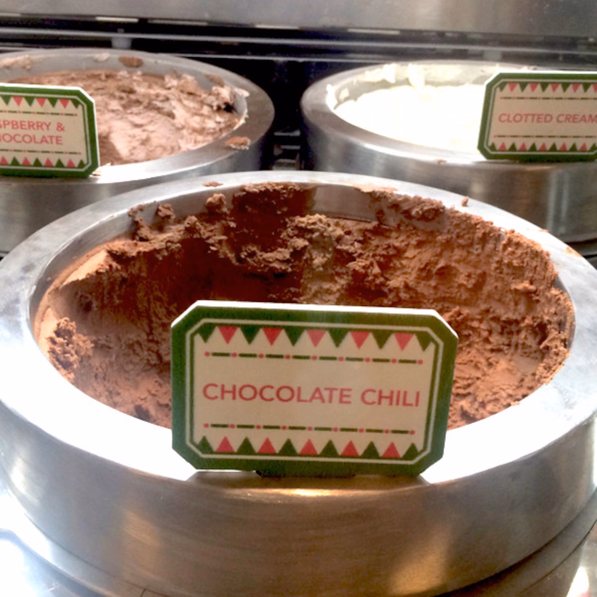 When did Gilderoy eat ice cream in Harry Potter?