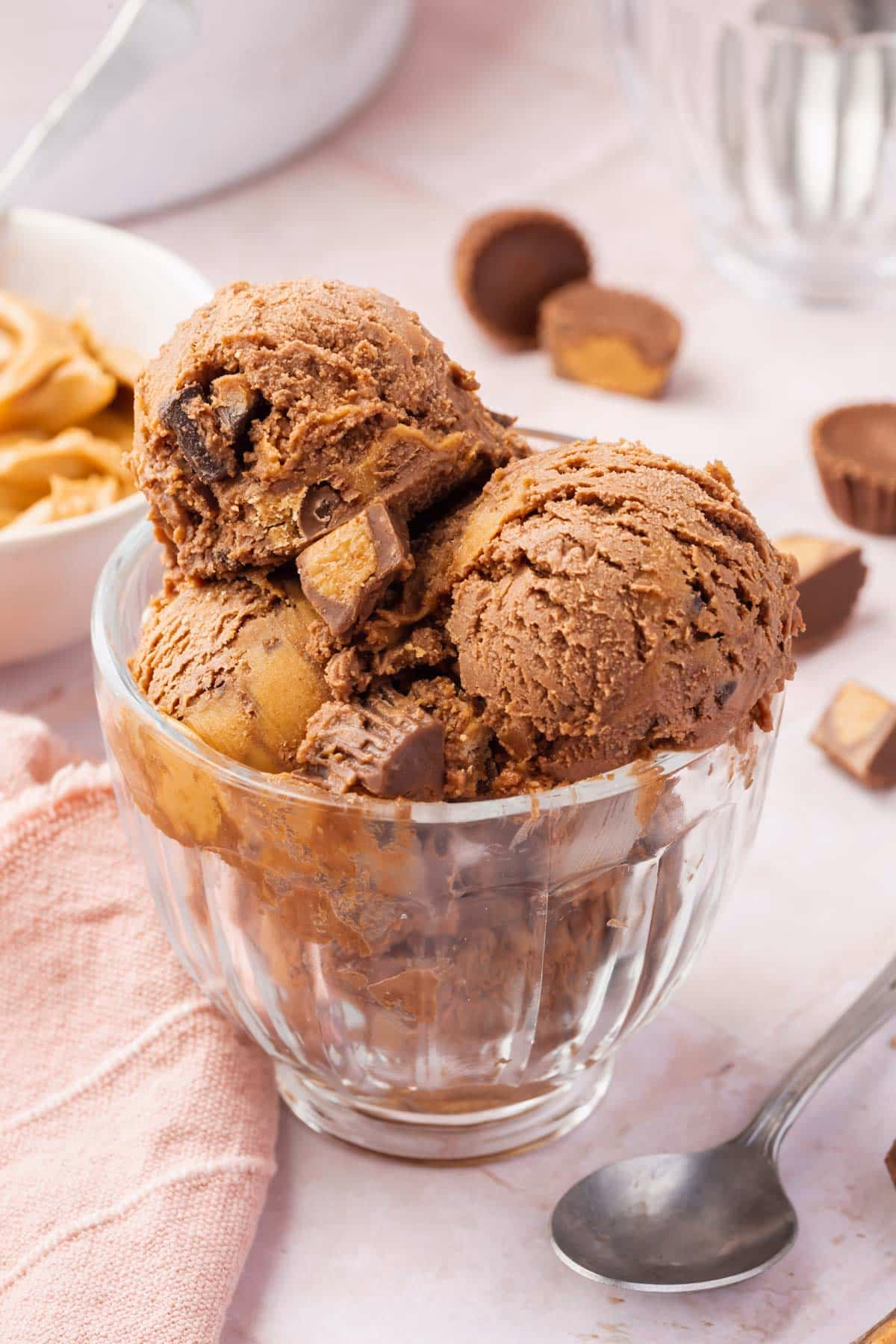 How to make peanut butter cup ice cream?