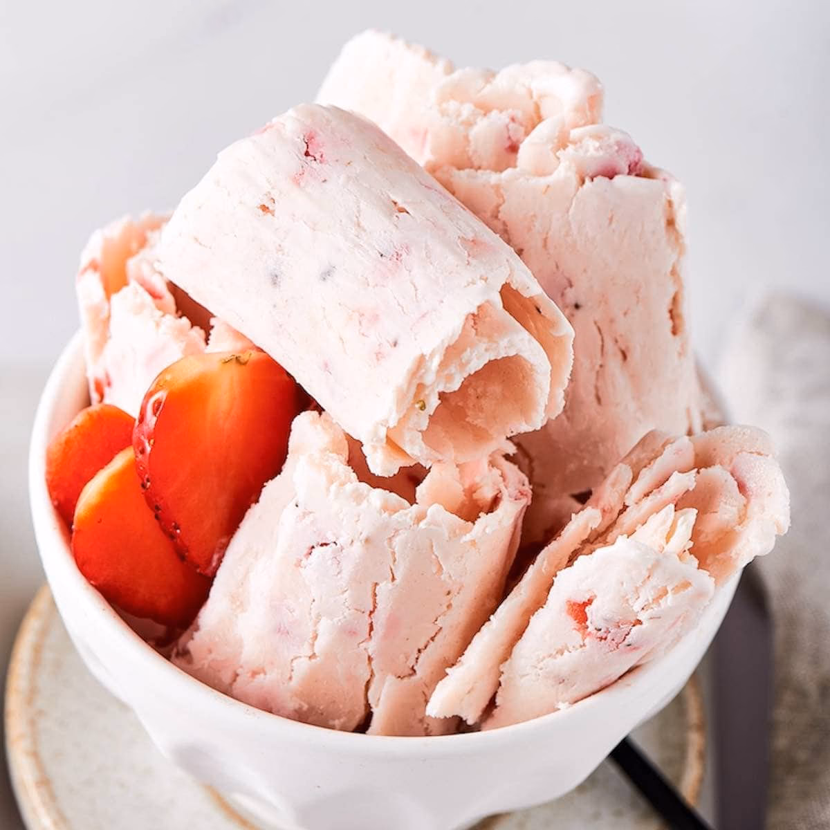 How long does rolled ice cream take to freeze?