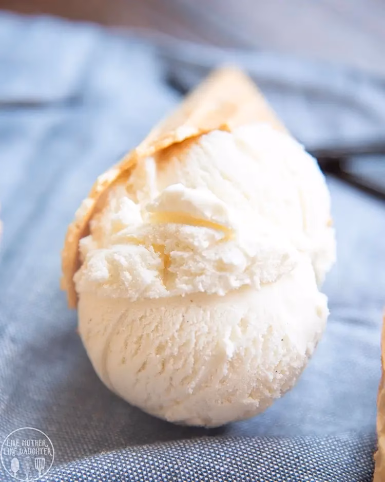 How do you make egg-free Vanilla Ice Cream?