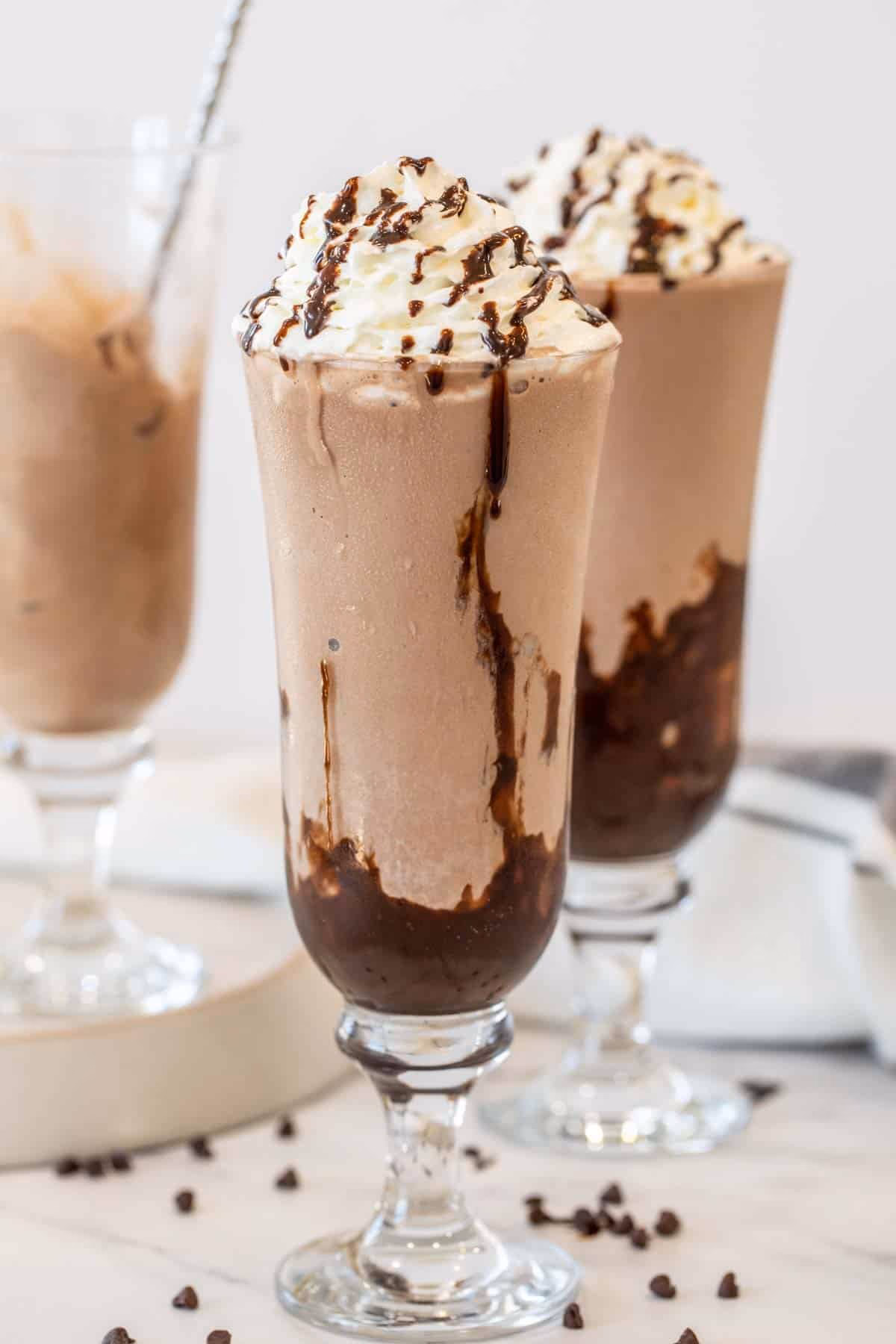 How do you make a chocolate milkshake without ice cream?