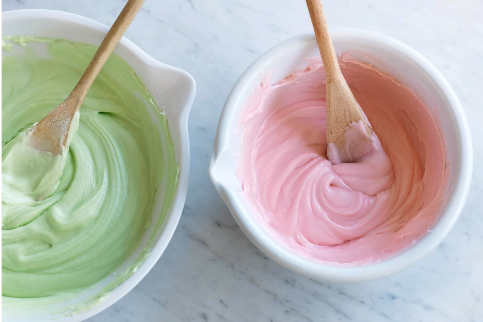 How do you flavour whipped cream?