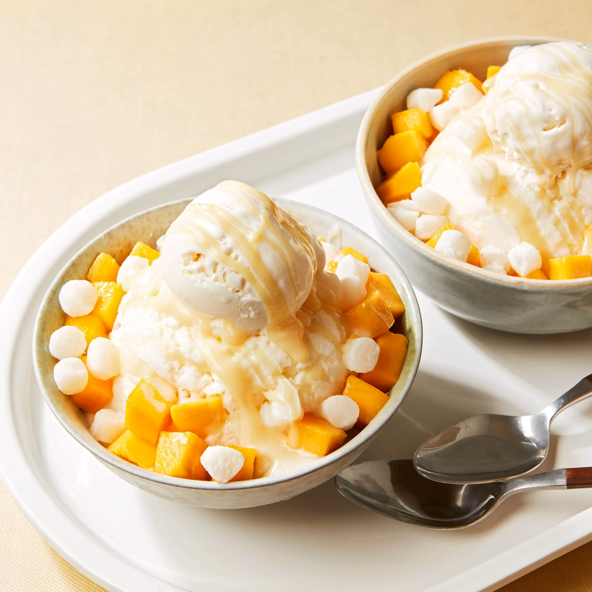 Is bingsu a shaved ice dessert?