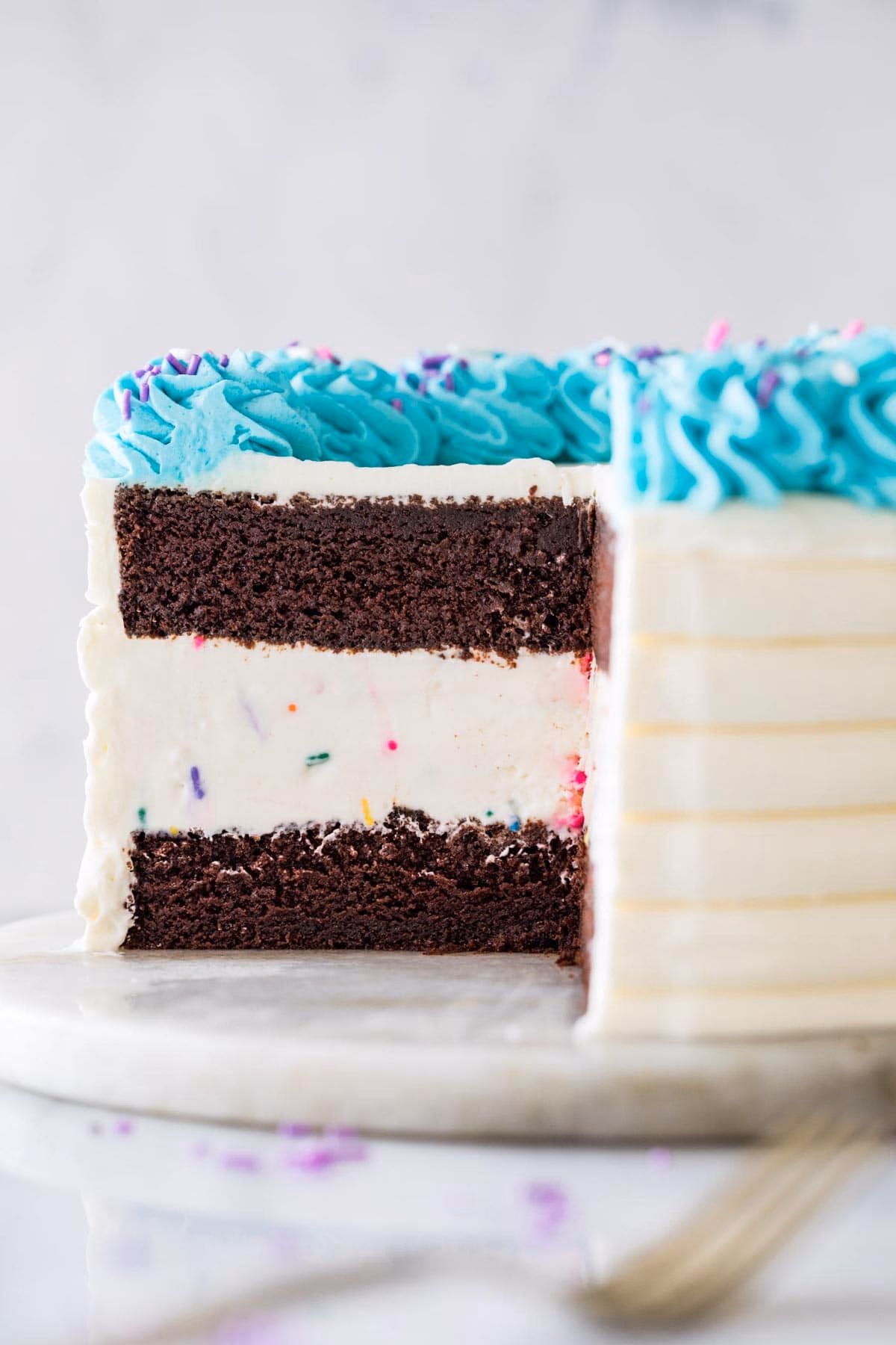 What is an ice cream cake?