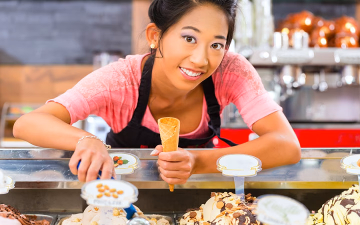 What responsibilities and skills do ice cream shop employees have?