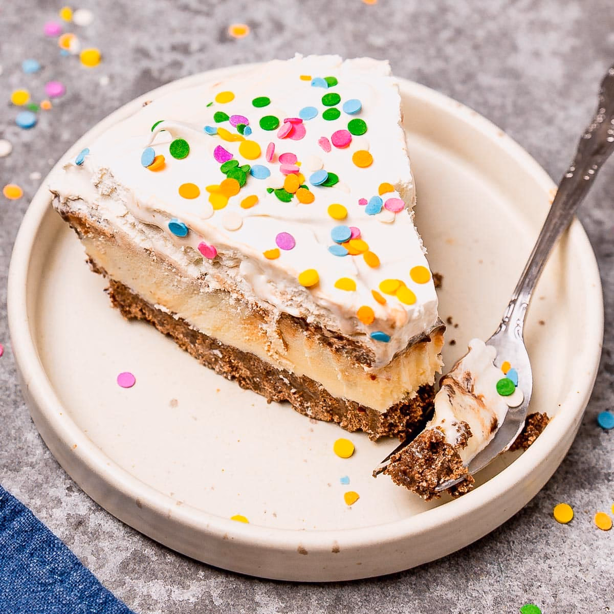 How do you make ice cream pie with Cool Whip?