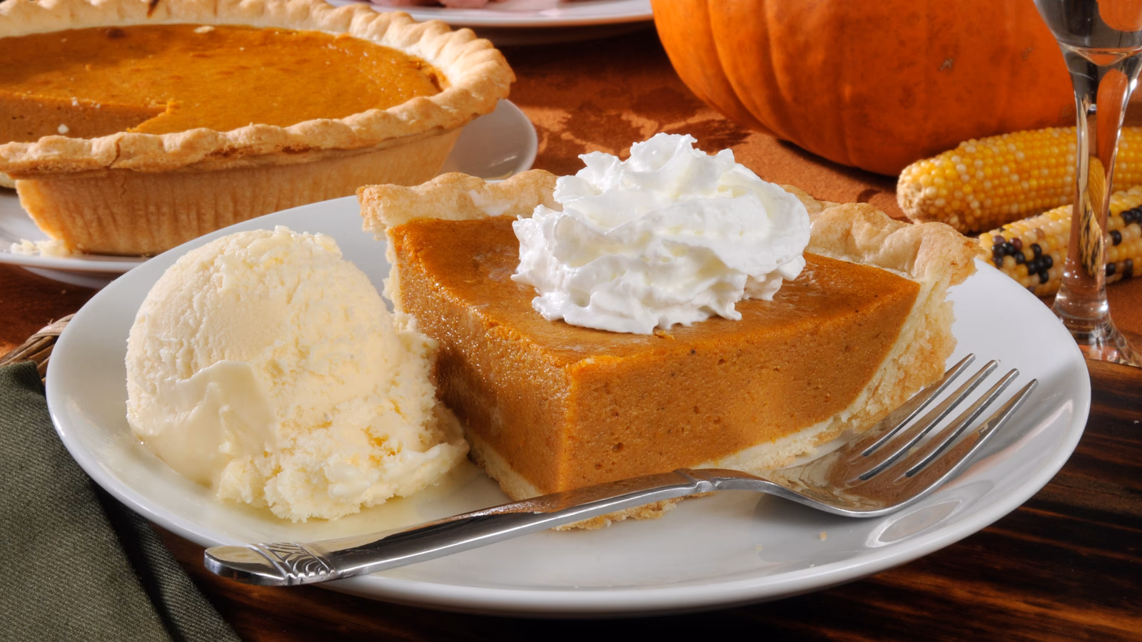 Can you put ice cream on a hot pie?