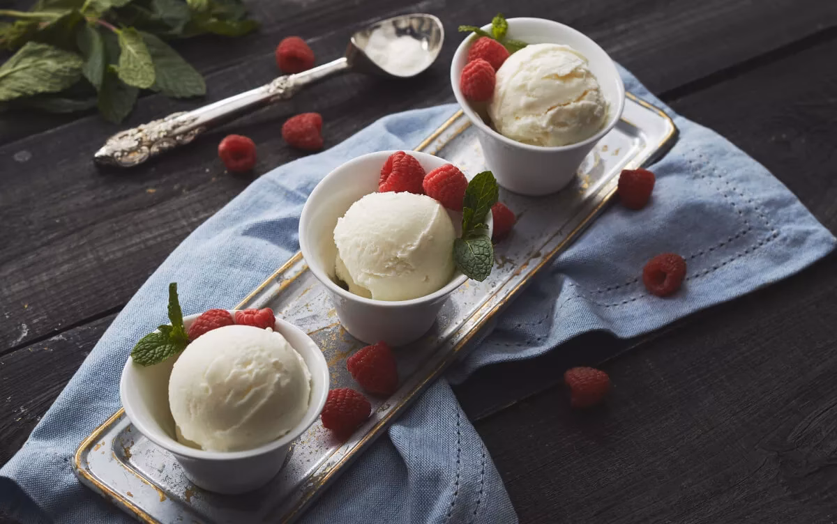 How do you make ice cream with a KitchenAid artisan power plus?