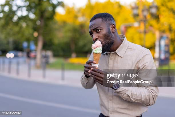 Can a man eat ice cream in public?