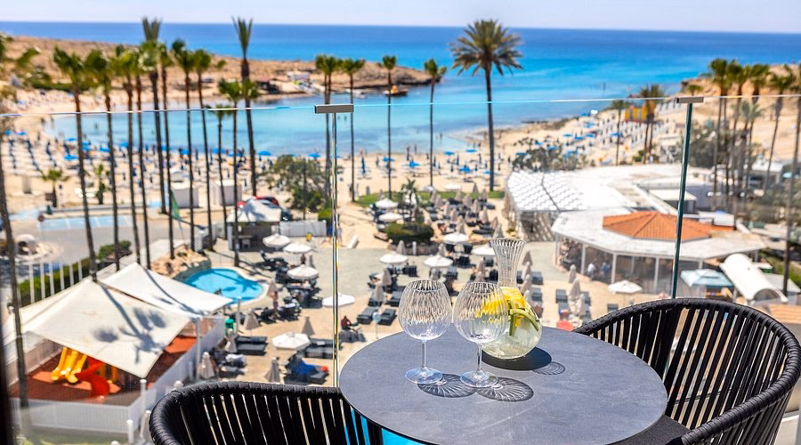 Where is Pavlo Napa?