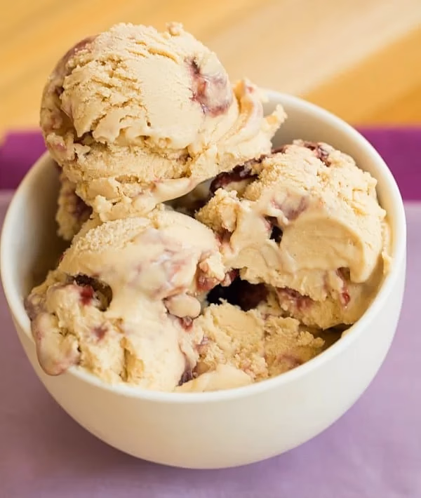 How do you make no churn peanut butter and jelly ice cream?