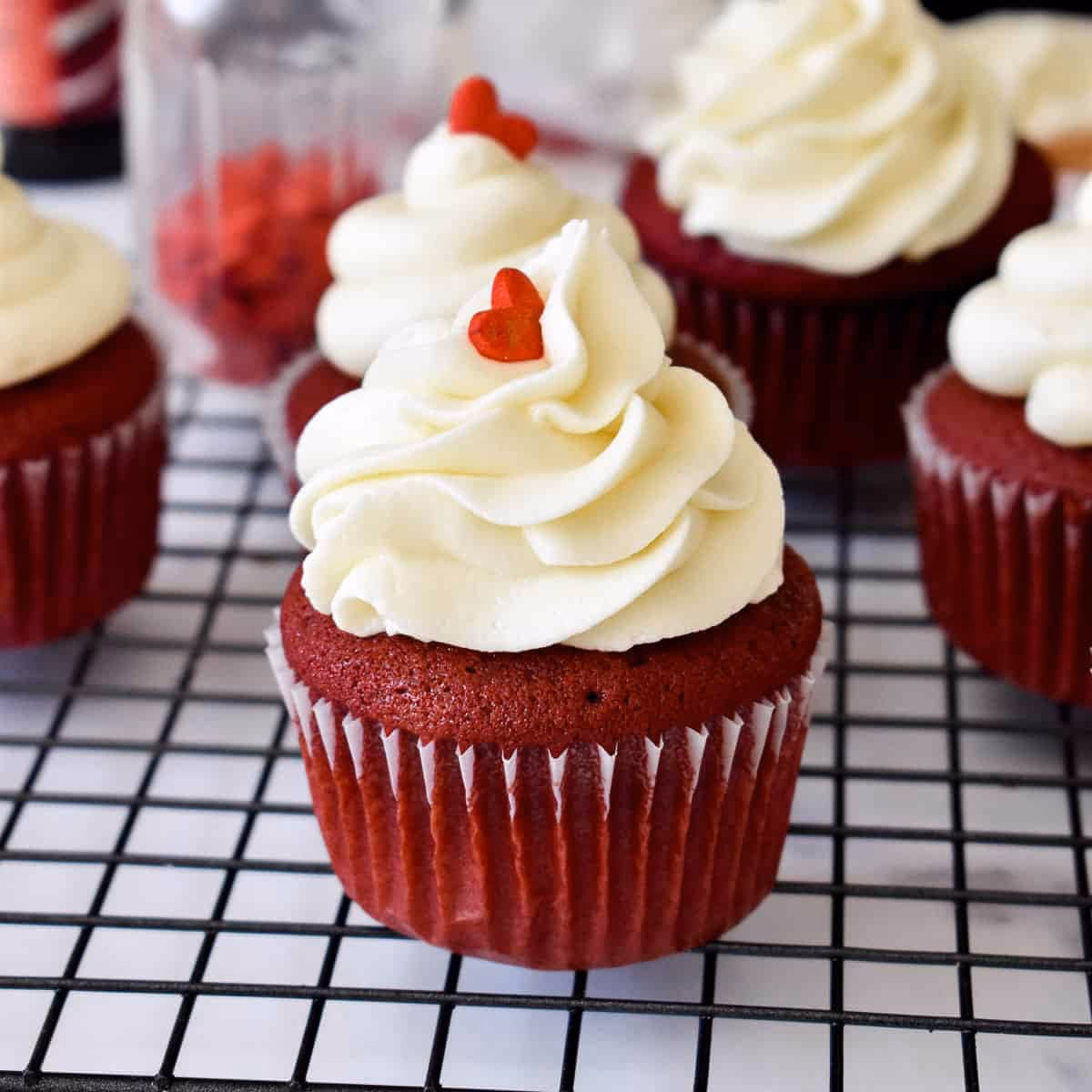 How do you make red velvet cupcakes?