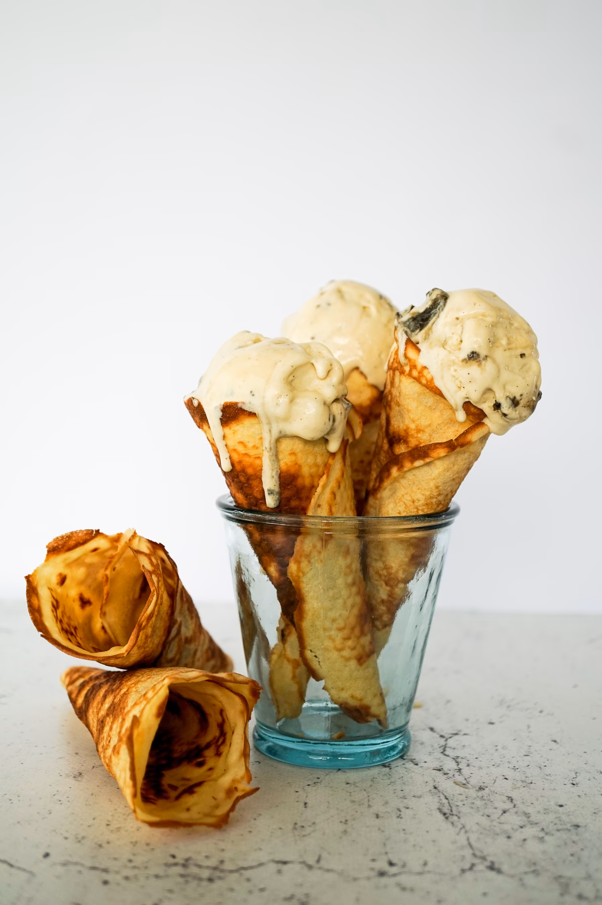 What are salmiak pastilles called?