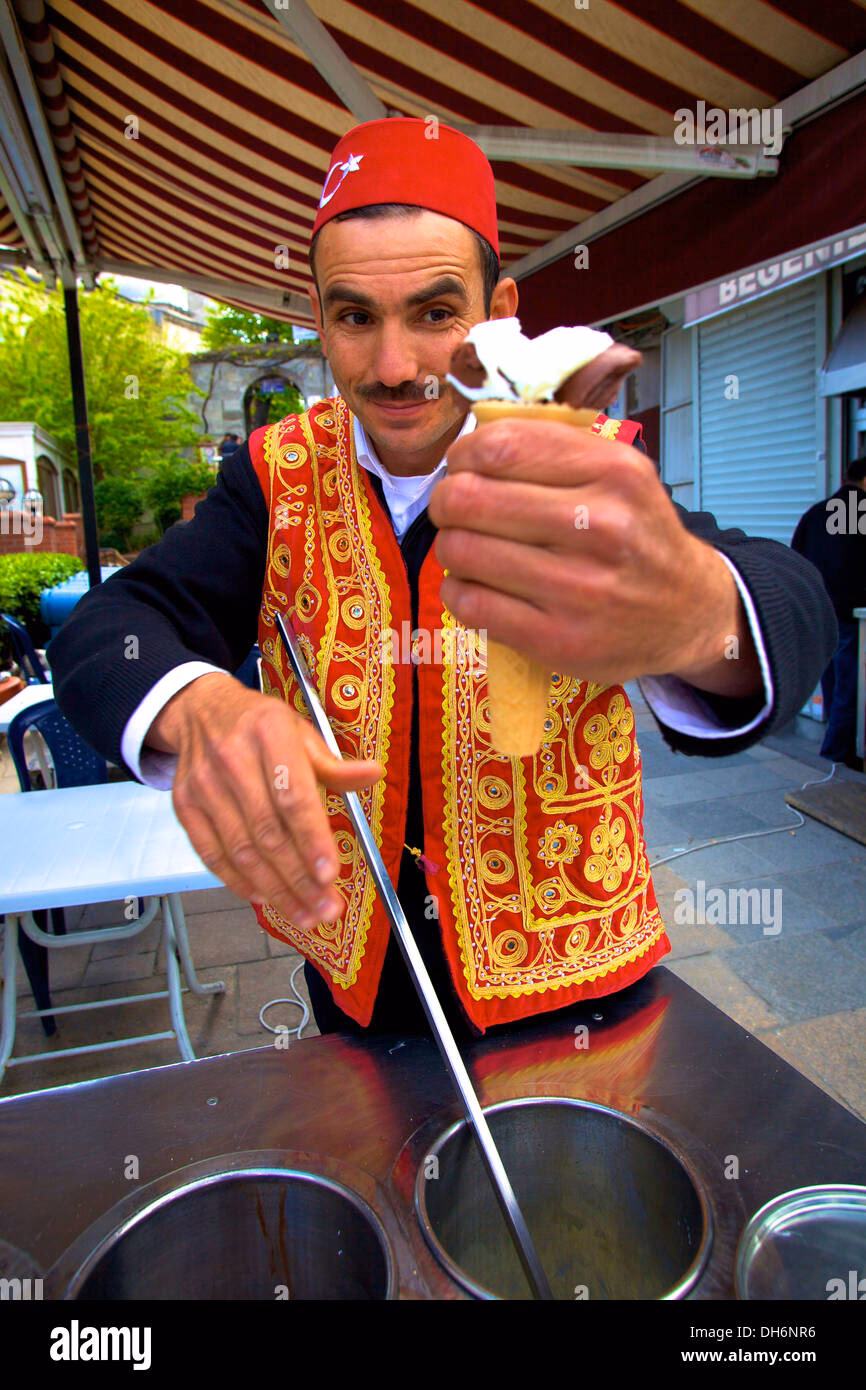 Is ice cream a tradition in Istanbul?
