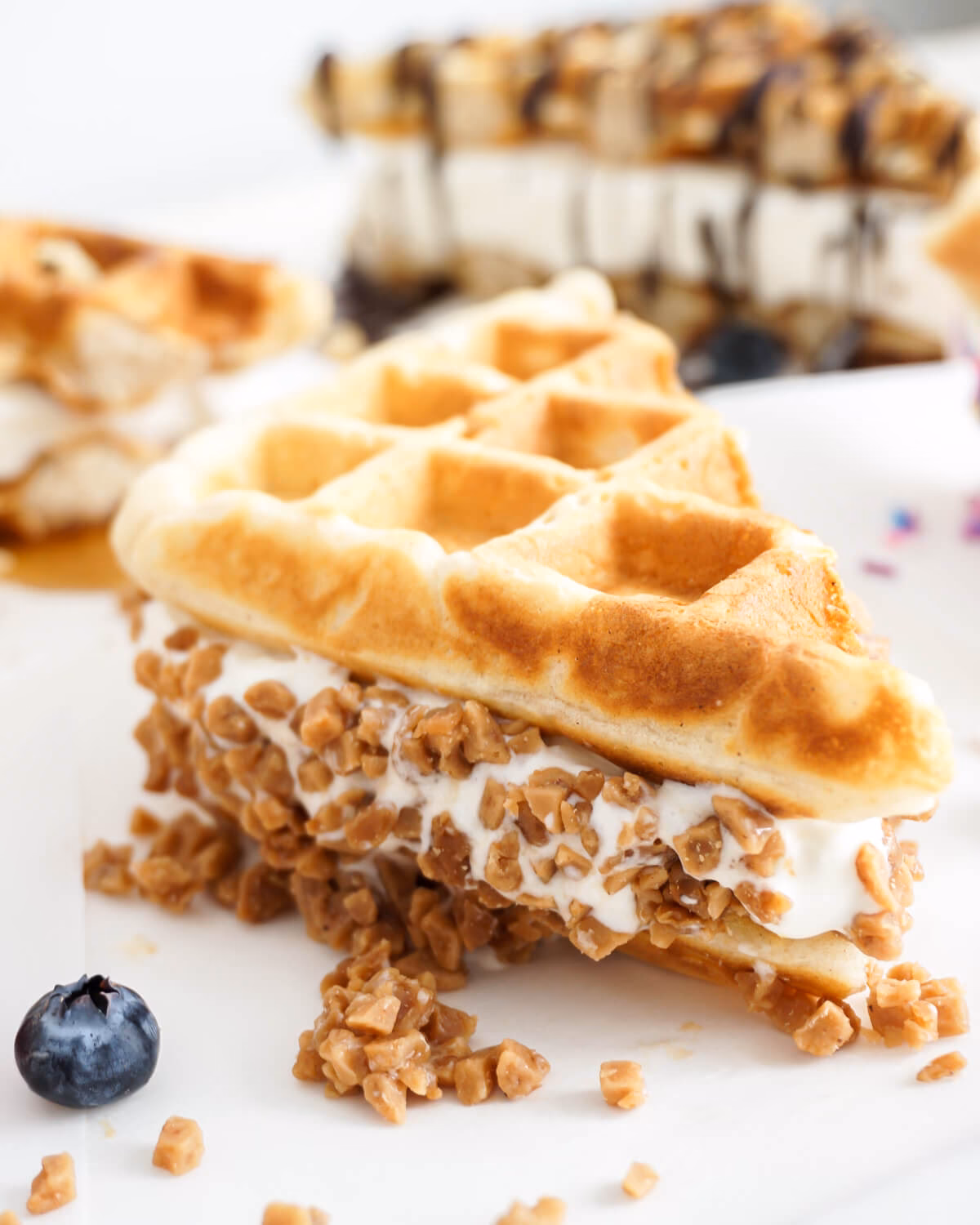 How do you make a waffle sandwich with ice cream?