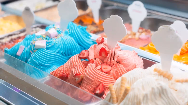 Does Hancocks sell ice cream?